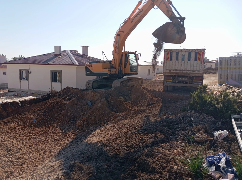 Ceyhan Havuz Kazımı